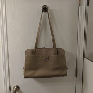 Liz Claiborne Crazy Horse Purse Tan Med-Large
